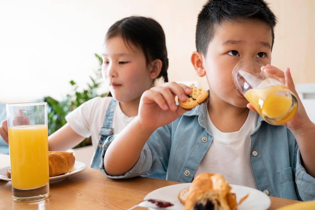 Kenali 15 Makanan Penambah Berat Badan Anak yang Kaya Nutrisi