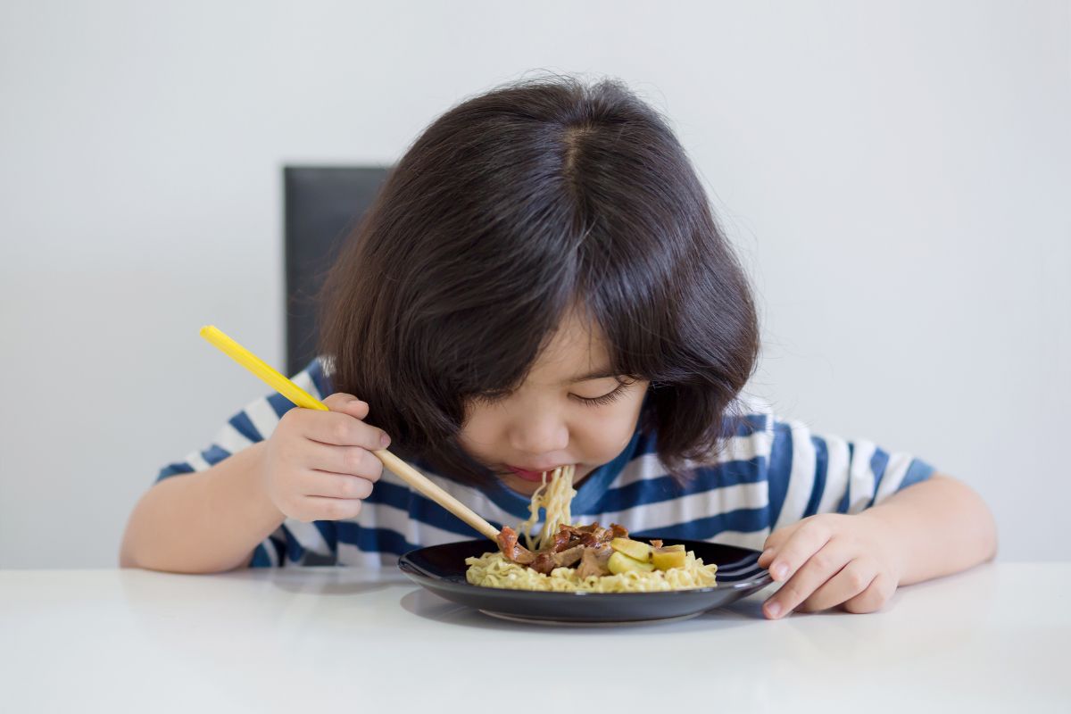 Menu Sehat Anak 2 Tahun: 20 Pilihan Makanan agar Si Kecil Cepat Gemuk