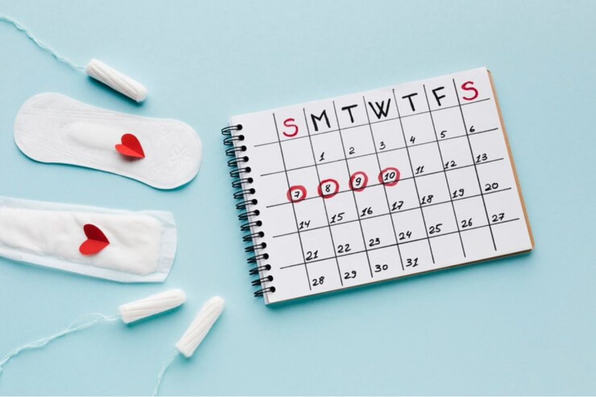 Kalender menstruasi dan pembalut