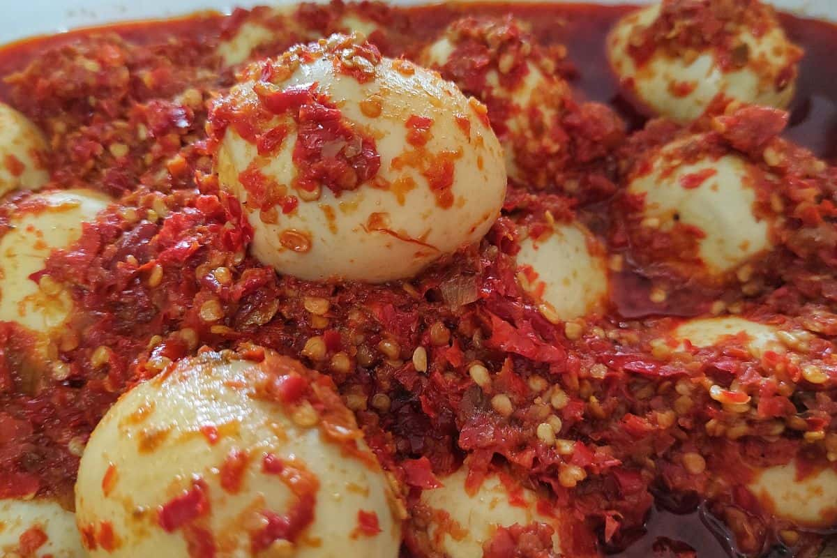 Telur balado pedas