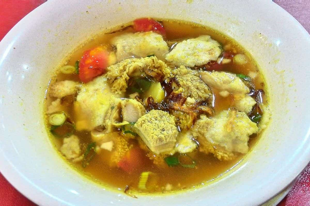 semangkuk soto babat